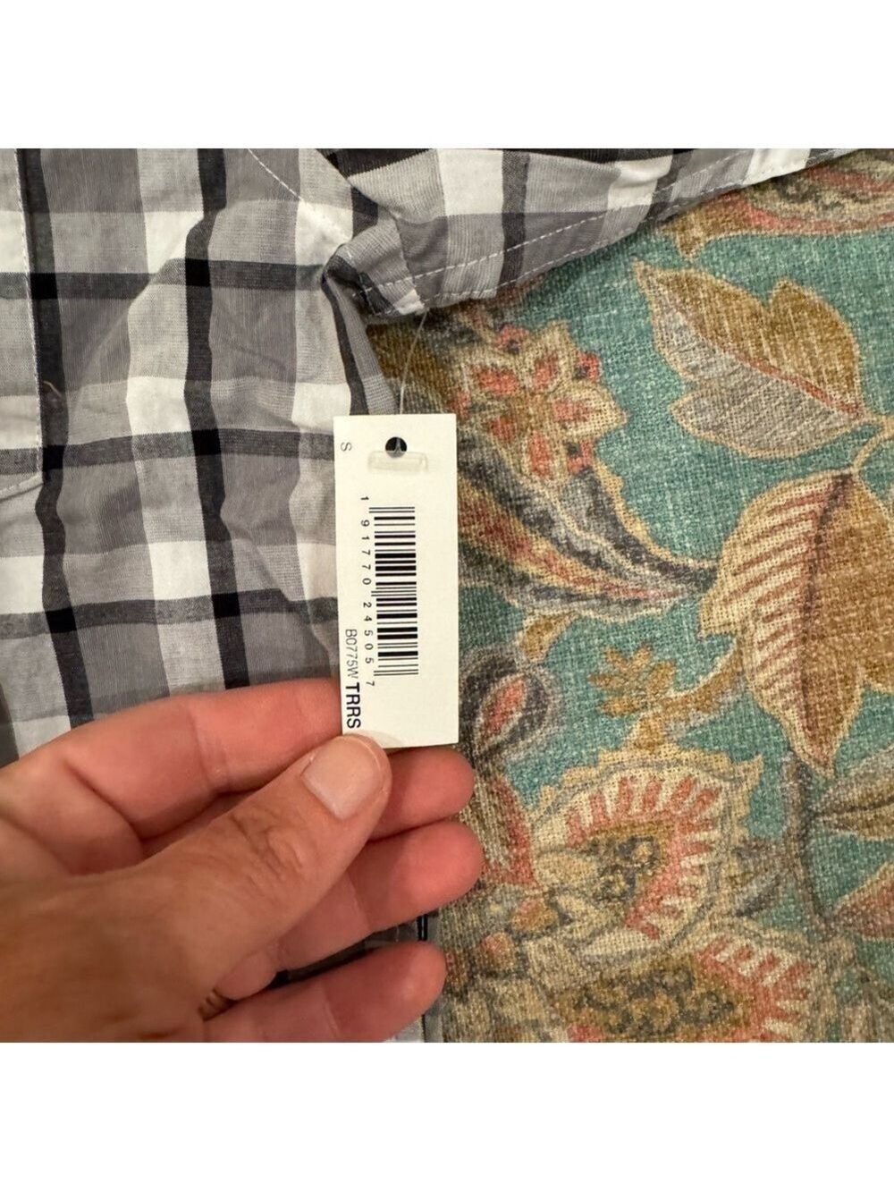 Amazon Basics - NWT Men’s Oxford Shirt SZ Small - Picture 5 of 5
